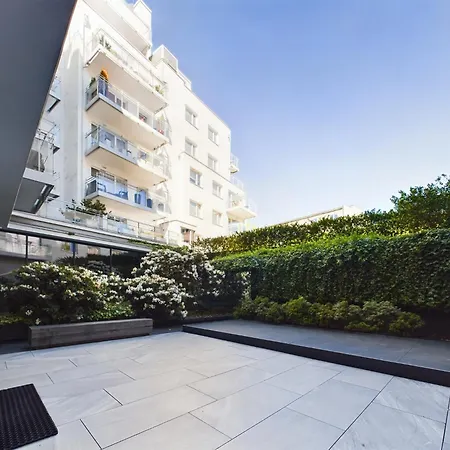 Zygmunta Augusta W Centrum Blisko Plazy By Renters Apartman Gdynia